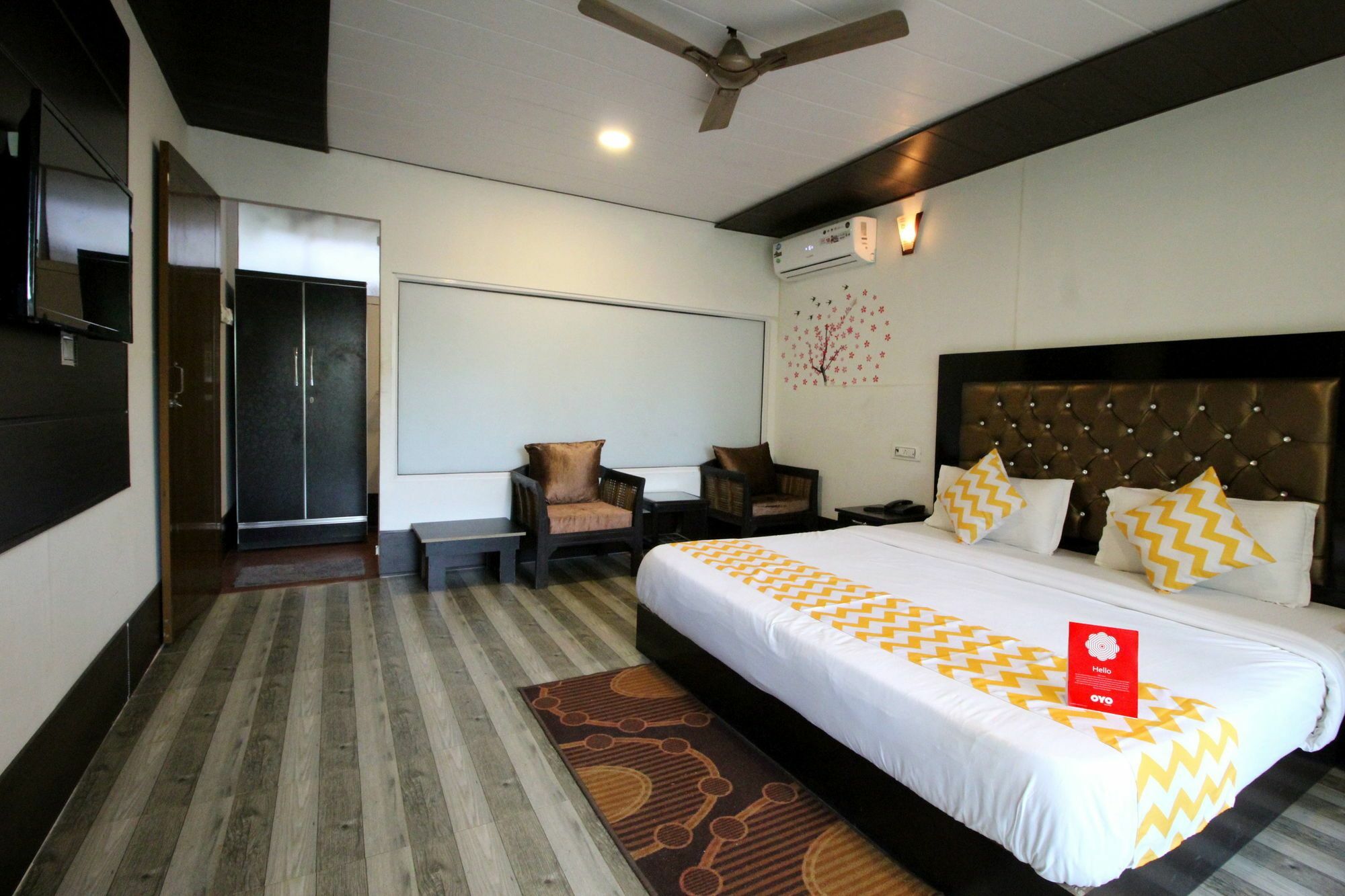 Hotel O Blue Ocean Near R City Mall Bombay Exterior foto